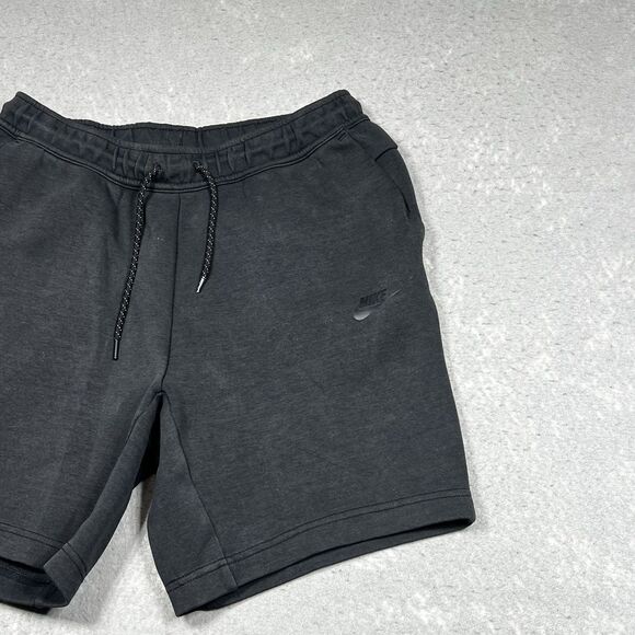 Nike Sportswear Tech Fleece Sweat Shorts Mens Medium Black Pockets Drawstring - Picture 3 of 13